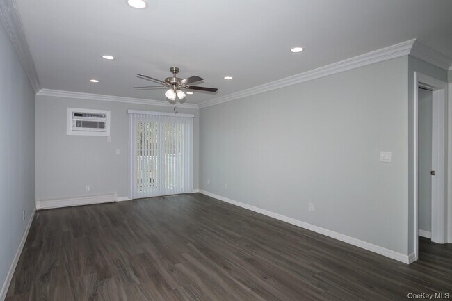 Building Photo - 98 Cassa Loop