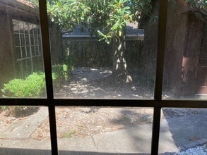 Building Photo - 5535 Ashgate Dr