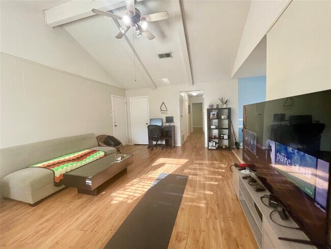 Foto del edificio - 12311 Willow Wild Dr