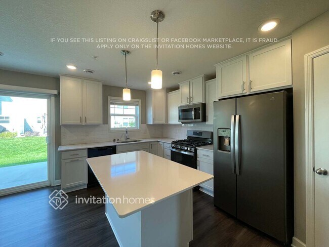 Foto del edificio - 1261 Upper 143rd Ct E