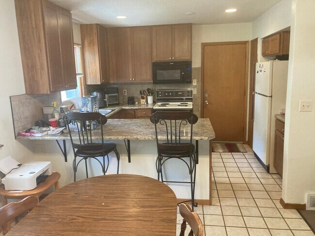 Foto del edificio - 725 W 19th St