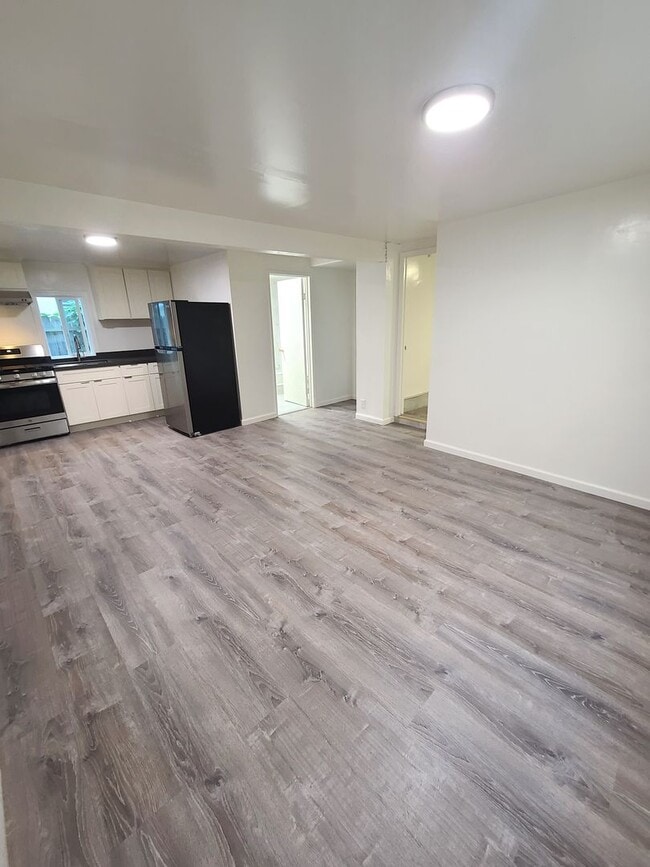 Photo - 3806 Patterson Ave Apartment