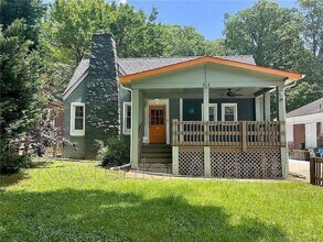 Building Photo - 814 Moreland Ave SE