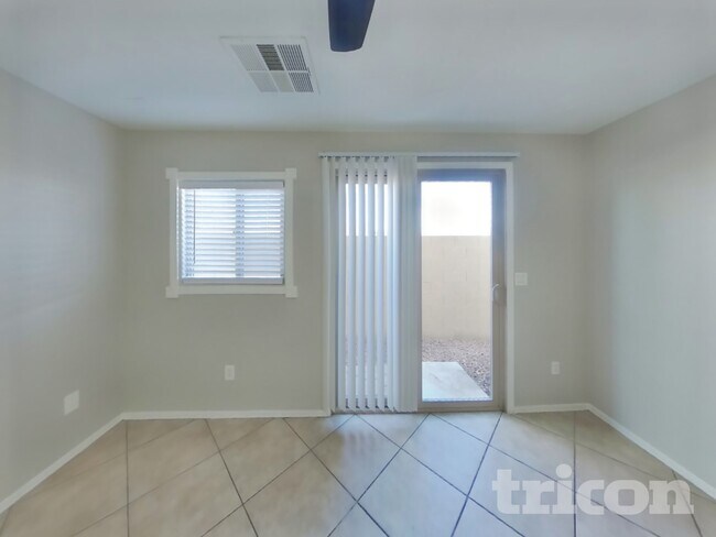 Foto del edificio - 5292 Tipper Ave