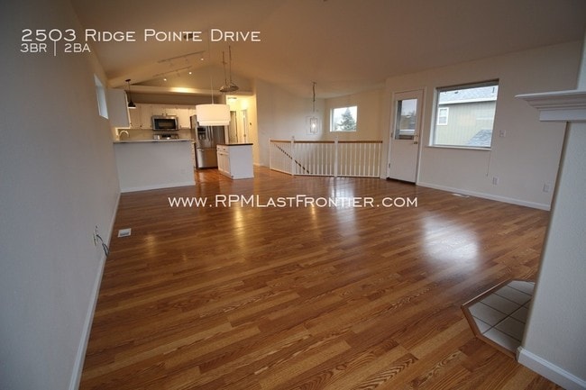 Building Photo - 2503 Ridge Pointe Dr