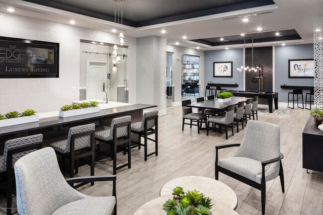 Foto del edificio - 643 Jessica Cir