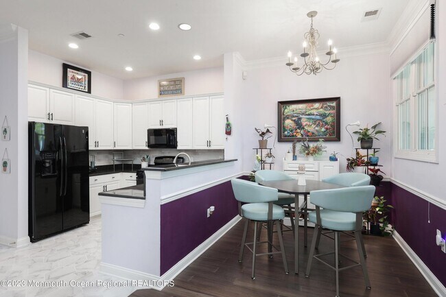Kitchen/Dining Area - 300 Cookman Ave