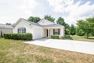 Building Photo - 2959 Rockingham Ct SW