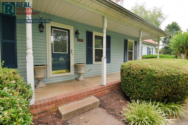 Foto del edificio - Charming 4BD/3BA home in Rockvale! Storage...