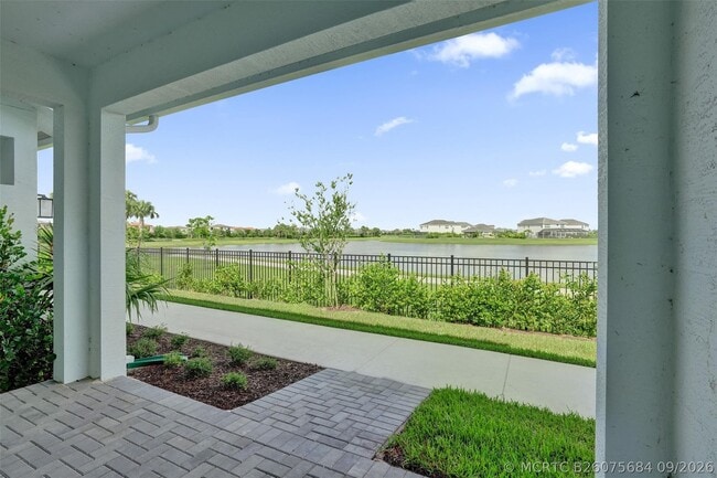 Building Photo - 4676 Longwood Lake Sq