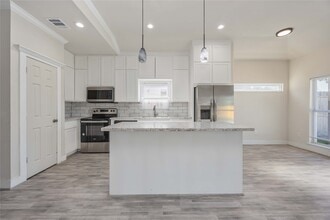 Building Photo - 2708 Sam Wilson St