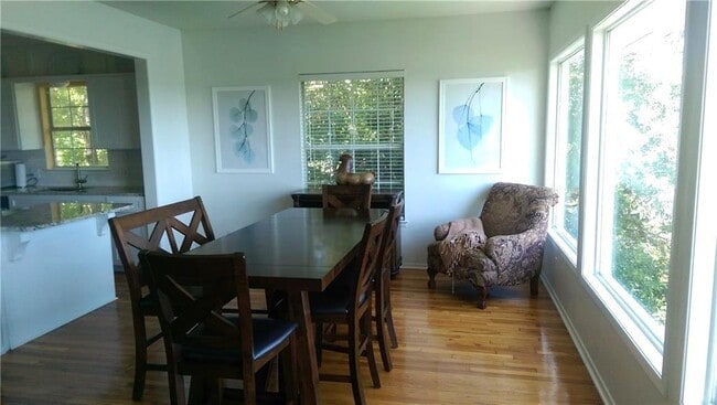 Foto del edificio - 808 Edgecliff Terrace