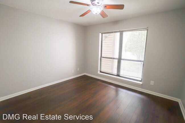 Building Photo - 3 br, 2 bath House - 833 Cardinal Creek #B