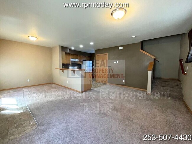 Building Photo - 4523 S Junett St