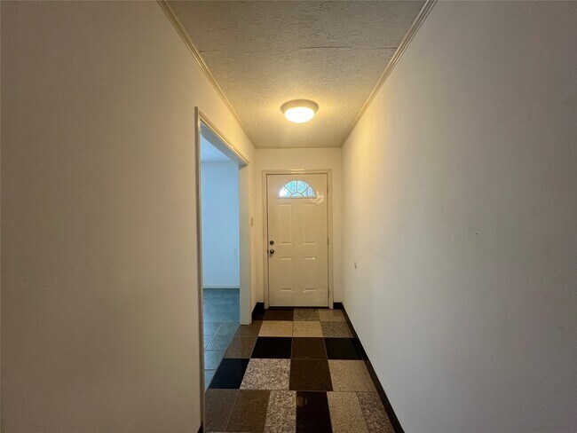 Foto del edificio - 7026 Lacy Hill Dr