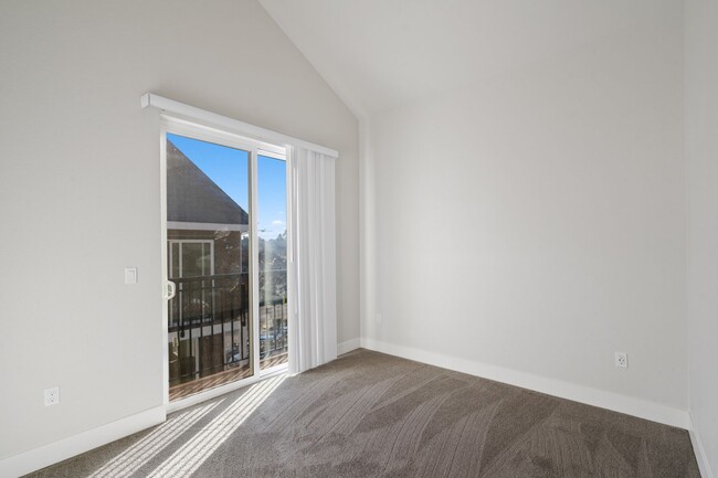 Interior Photo - Steeple Townhomes
