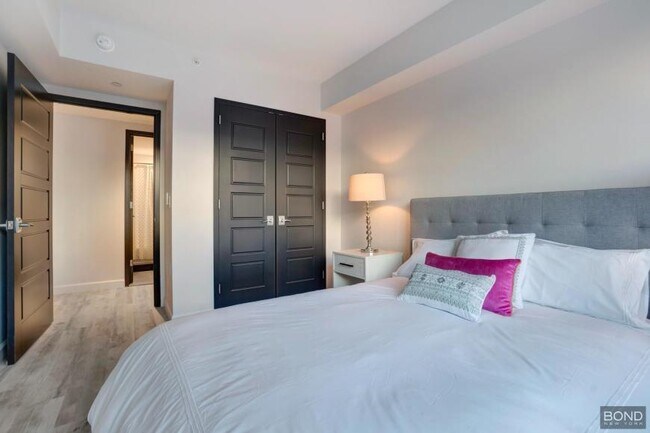 Foto del edificio - 1 bedroom in HOLLIS NY 11423