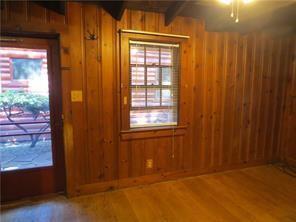 Building Photo - 85 Pine Ledge Rd
