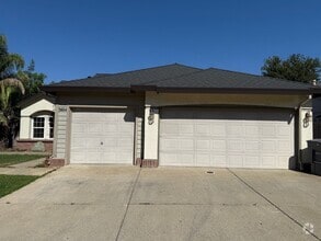 Building Photo - 5604 Adobe Rd