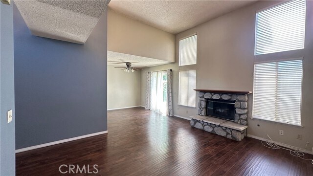 Foto del edificio - 28979 Jasmine Creek Ln