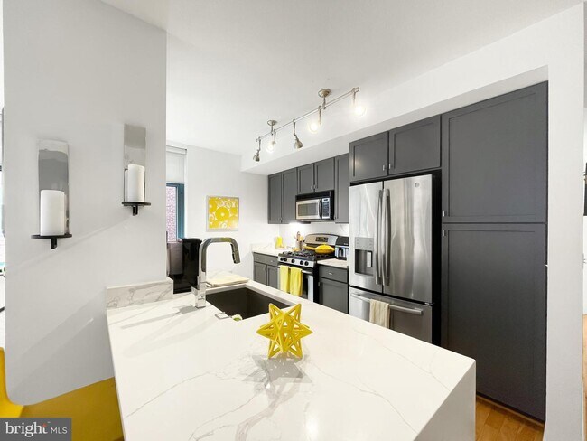 Foto del edificio - 1117 10th St NW