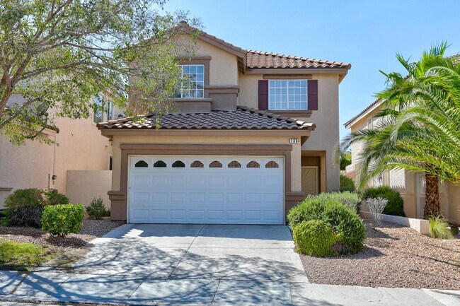 Foto del edificio - 135 Pebble Ridge Rd