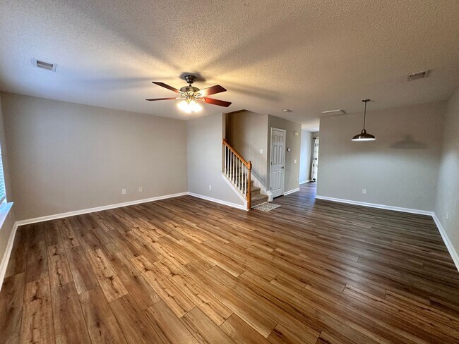 Building Photo - Exclusively Offered by Muse Realty, LLC