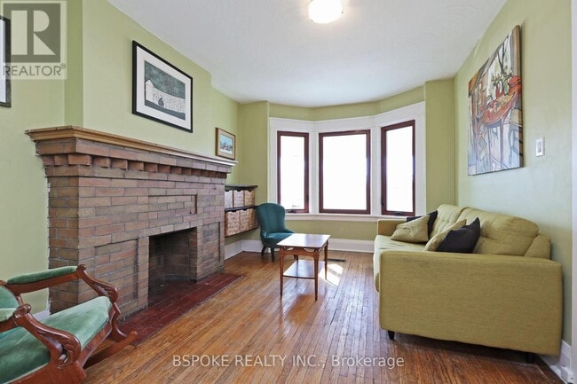 Building Photo - 139 Greenwood Ave