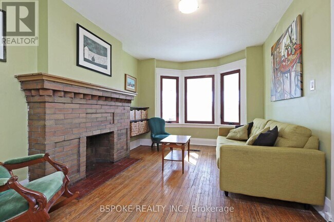 Photo du bâtiment - 139 Greenwood Ave