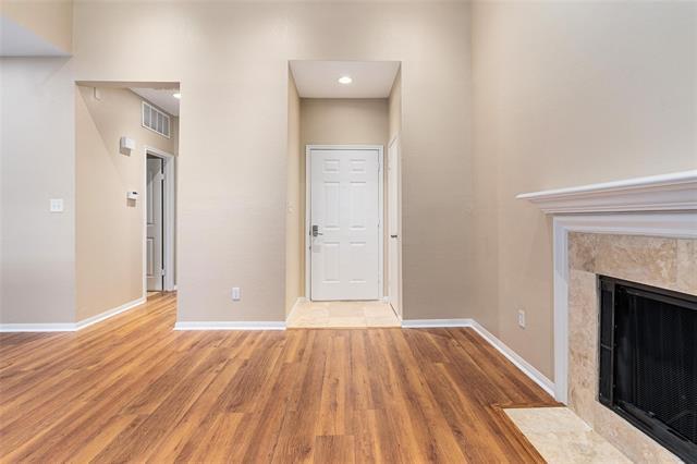Building Photo - 8600 Coppertowne Ln