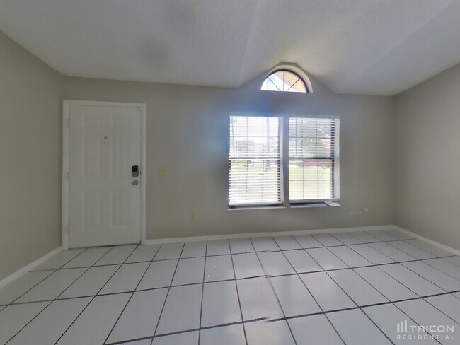Foto del edificio - 4739 Harpers Ferry Ln