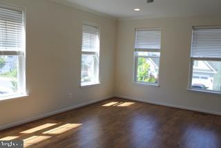 Foto del edificio - 107 Poinsettia Wy