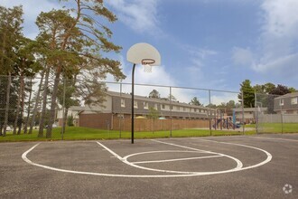 Building Photo - Tamarack Woods Townhouses