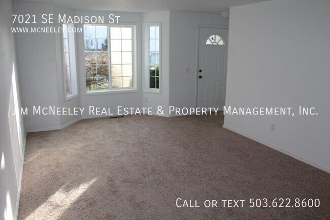 Foto del edificio - 7021 SE Madison St
