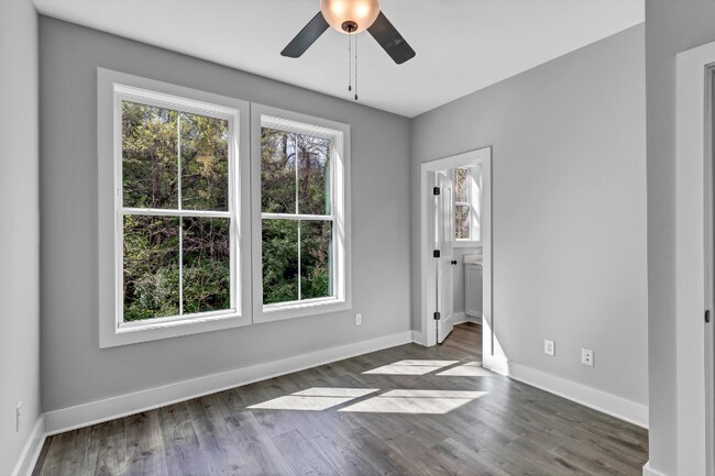 Foto del edificio - 1112 River Frk Wy