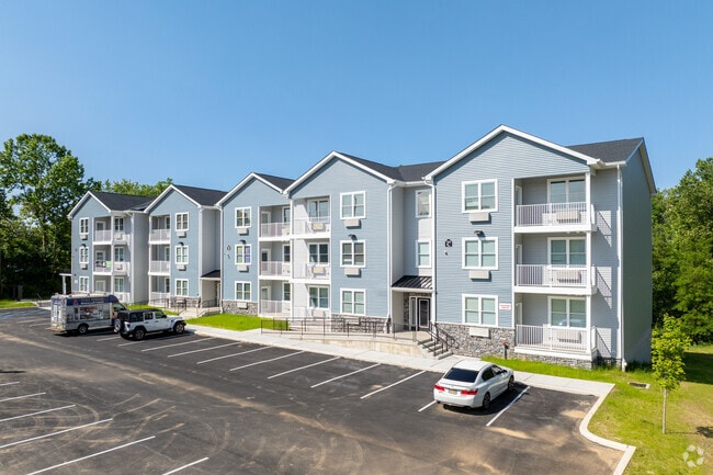 Building Photo - Jordan View Parke Apartments