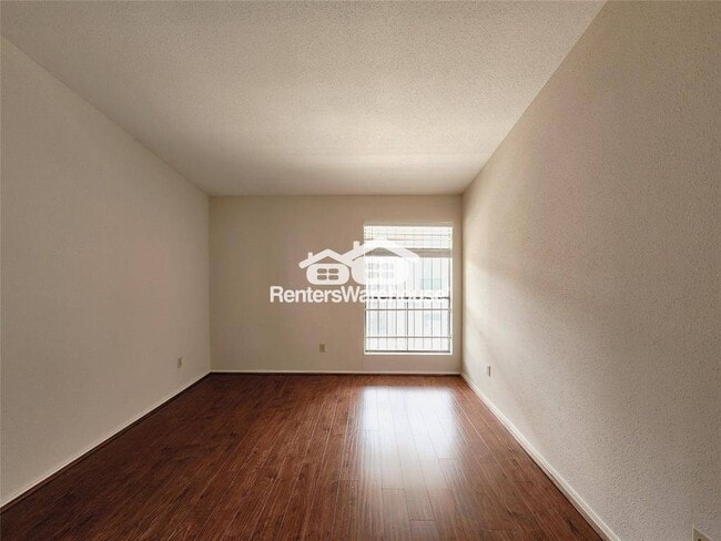 Foto del edificio - 2110 Wilcrest Dr
