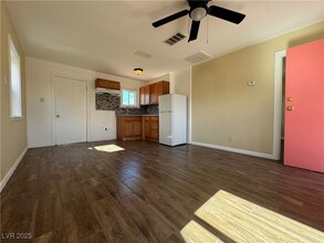 Building Photo - 400 N 15th St