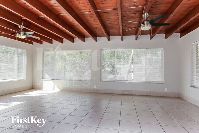 Foto del edificio - 530 S 28th Ave