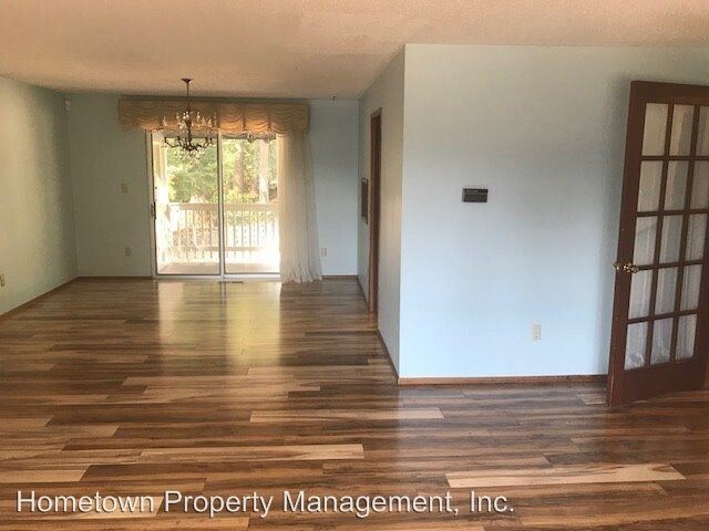 Foto del edificio - 3 br, 2 bath House - 8614 27th Ave SE