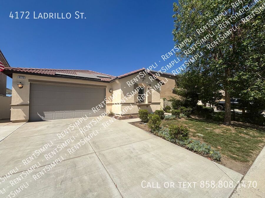 Foto principal - 4172 Ladrillo St