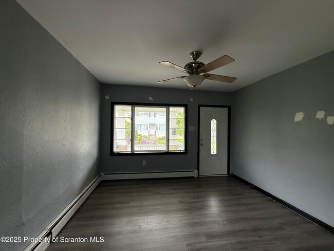 Building Photo - 1332-1332 Bryn Mawr St