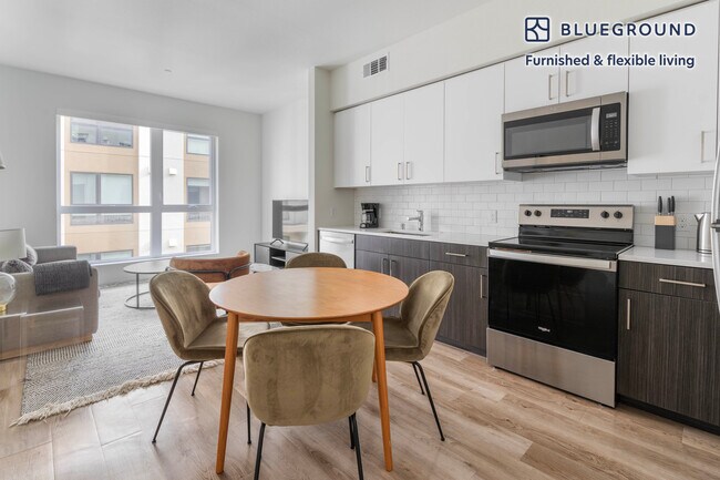 Foto del edificio - 22335 Foothill Blvd