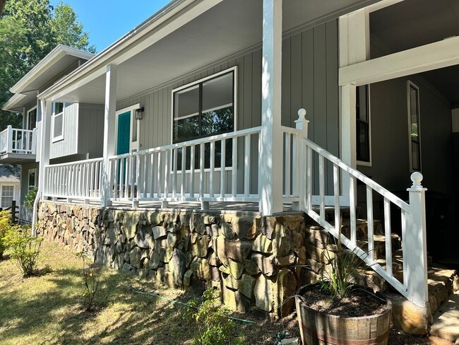 Building Photo - 16079 Molokai Dr
