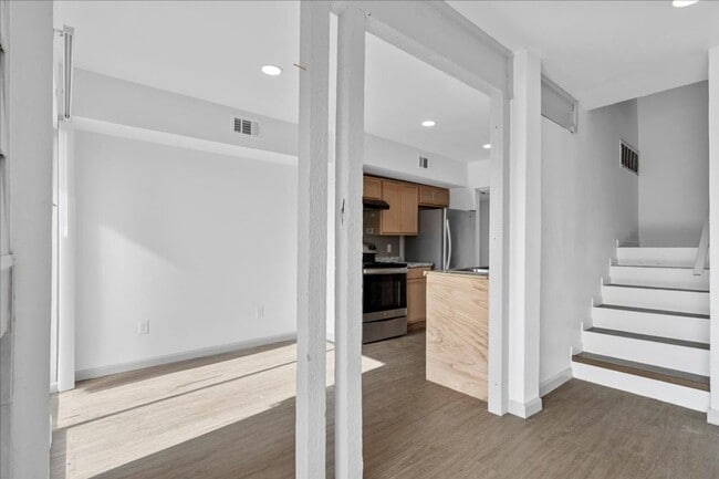 Foto del edificio - 5220 Tahoe Trail