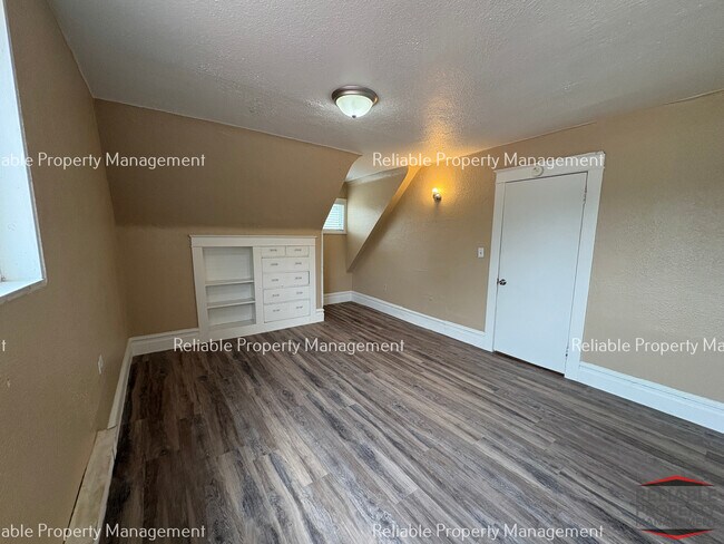 Foto del edificio - 678 N Water Ave