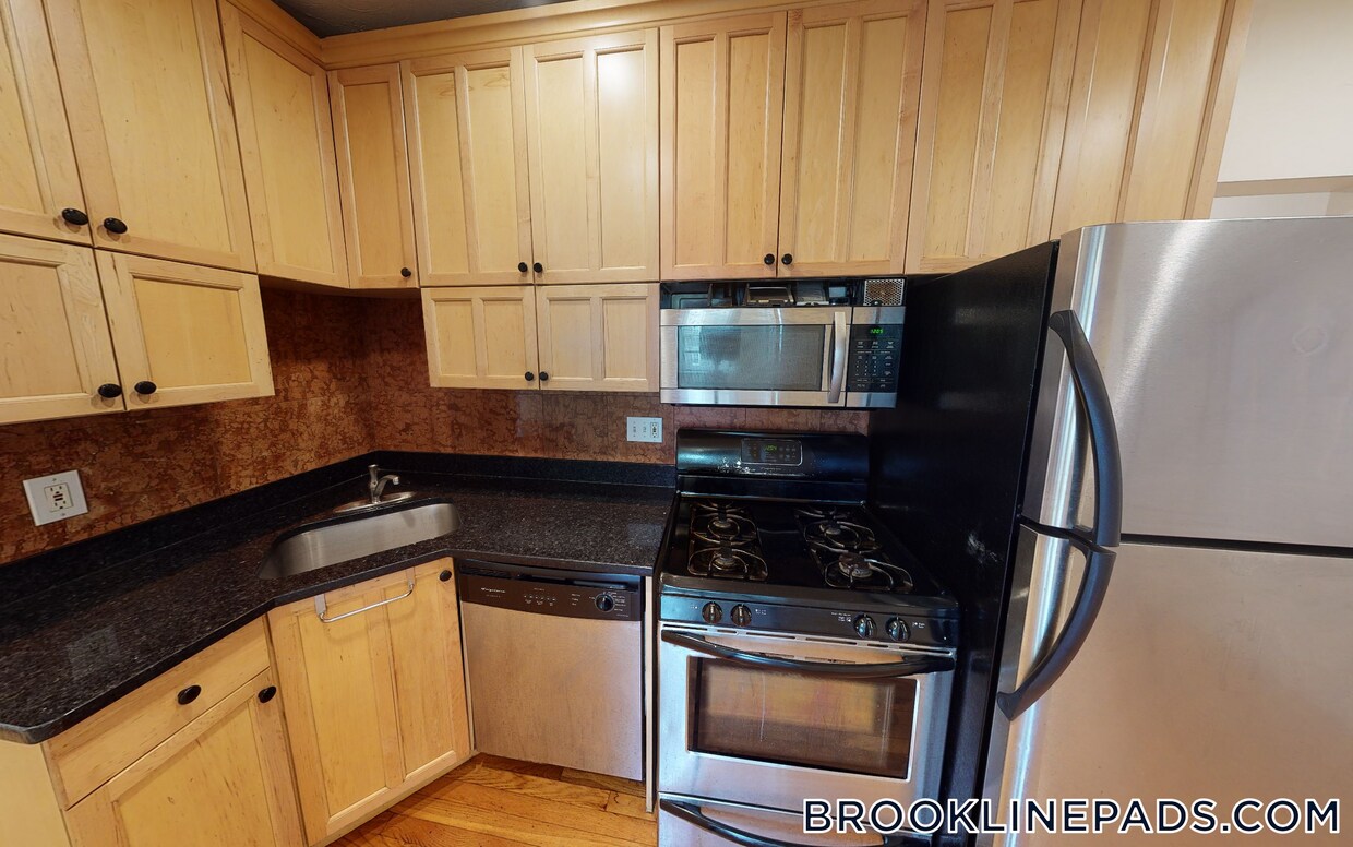 Foto principal - 73 Thatcher St