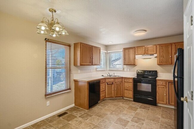 Foto del edificio - 617 Cornerstone Dr., Windsor, CO, 80550