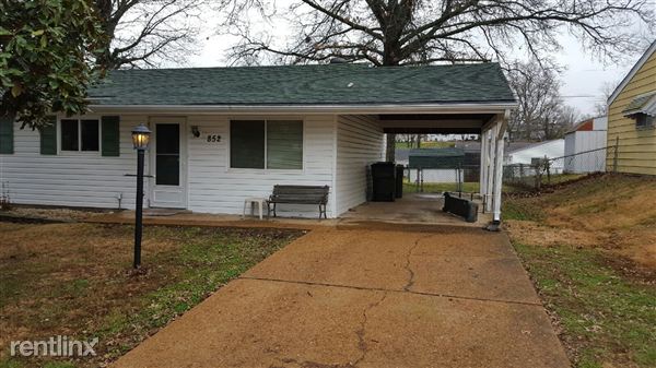 Primary Photo - 852 Weedel Dr