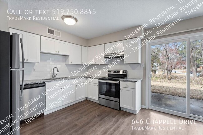 Foto del edificio - 646 Chappell Dr